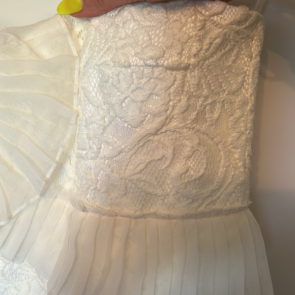 CYNTHIA STEFFE WHITE STRAPLESS COCKTAIL DRESS SZ 4 - Picture 2 of 5